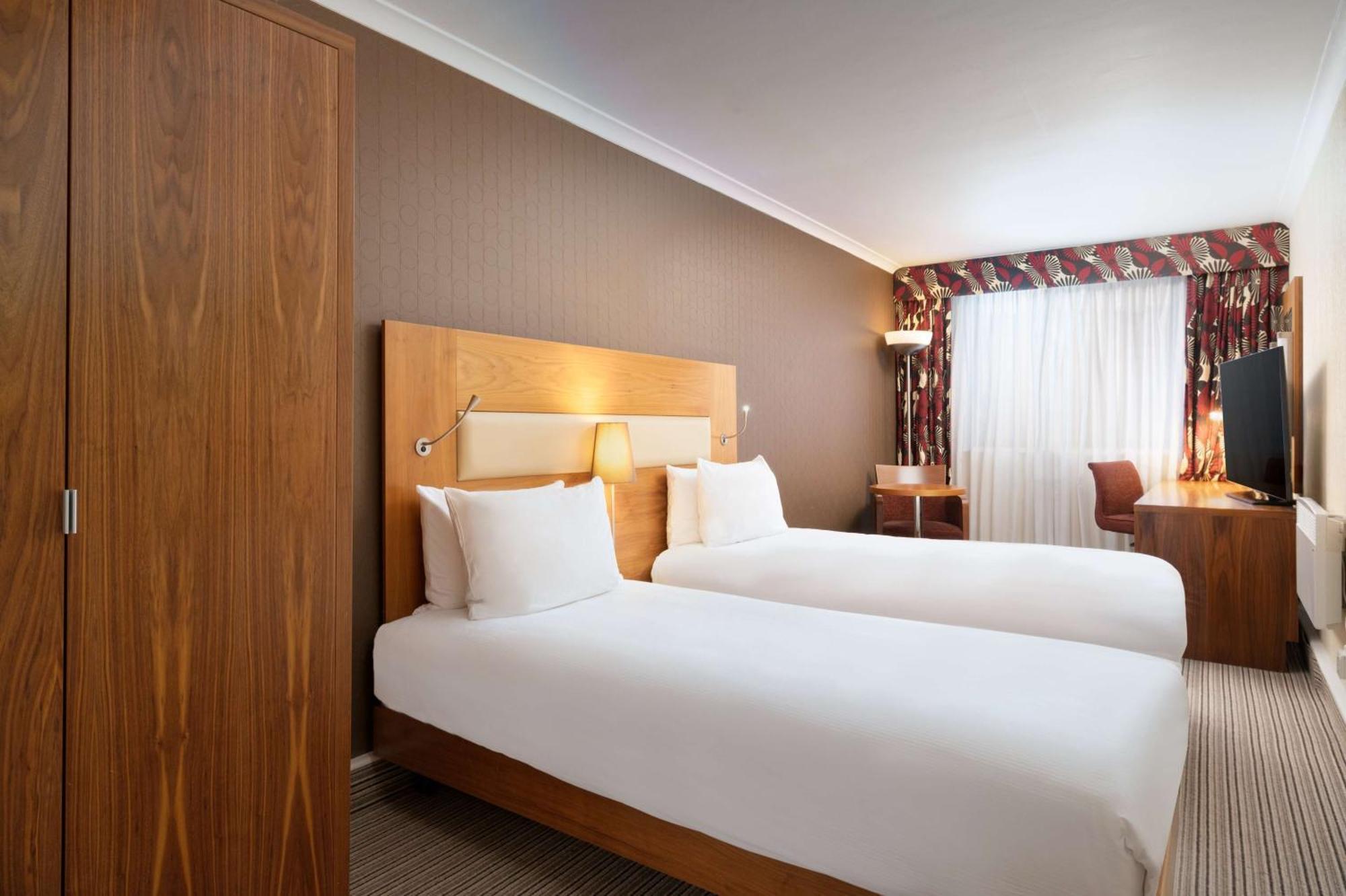 Hilton London Olympia Ξενοδοχείο Εξωτερικό φωτογραφία