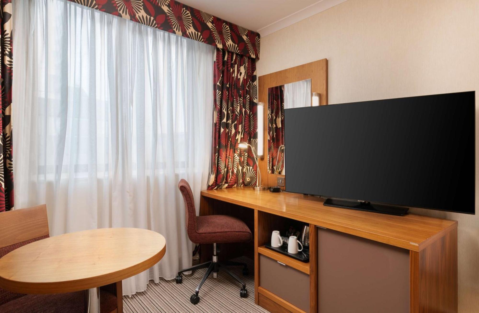 Hilton London Olympia Ξενοδοχείο Εξωτερικό φωτογραφία