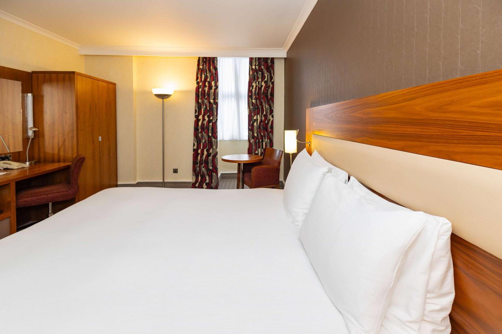 Hilton London Olympia Ξενοδοχείο Εξωτερικό φωτογραφία